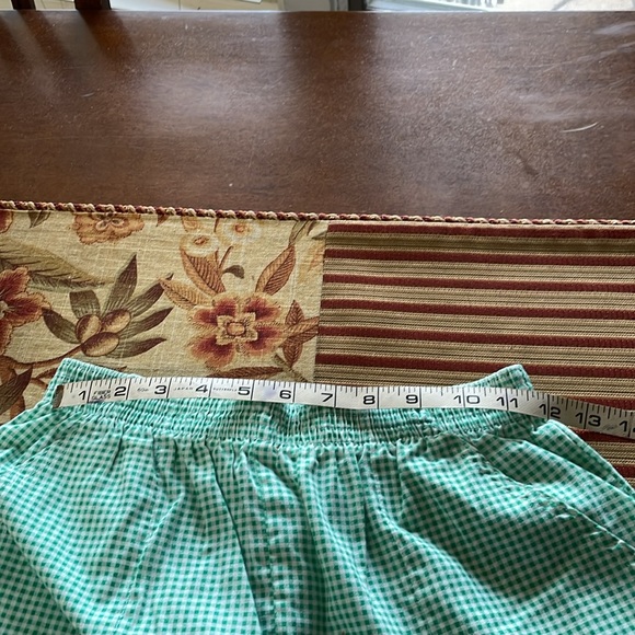 Women’s  Capris Size Small. Kaki, Green, and Green White Checkered. All for $15 - Picture 6 of 7